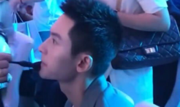 娱乐圈十大吃瓜女星小说,揭秘十大吃瓜女星的幕后故事